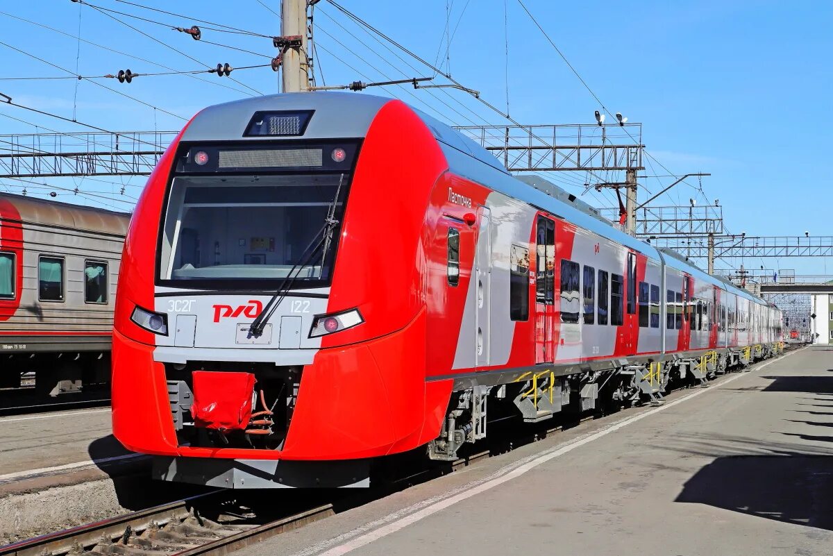 Москва воронеж жд ласточка. Электропоезд эс2г ласточка. эс2г 122. электропоезд ласточка синара. ласточка поезд эс2г.