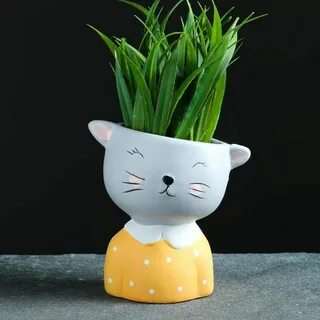 Цветочные горшки кошки
