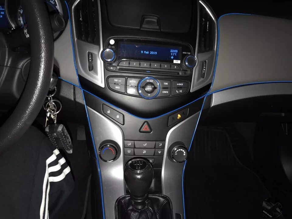 Магнитола chevrolet cruze j300 2012. Панель управления шевроле круз. Магнитола шевроле круз 2010. Управление печкой cruze. Панель управления шевроле круз.