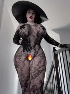 Thicc Lady Dimitrescu Mod from Resident Evil 8 (you know I just had to do it sin