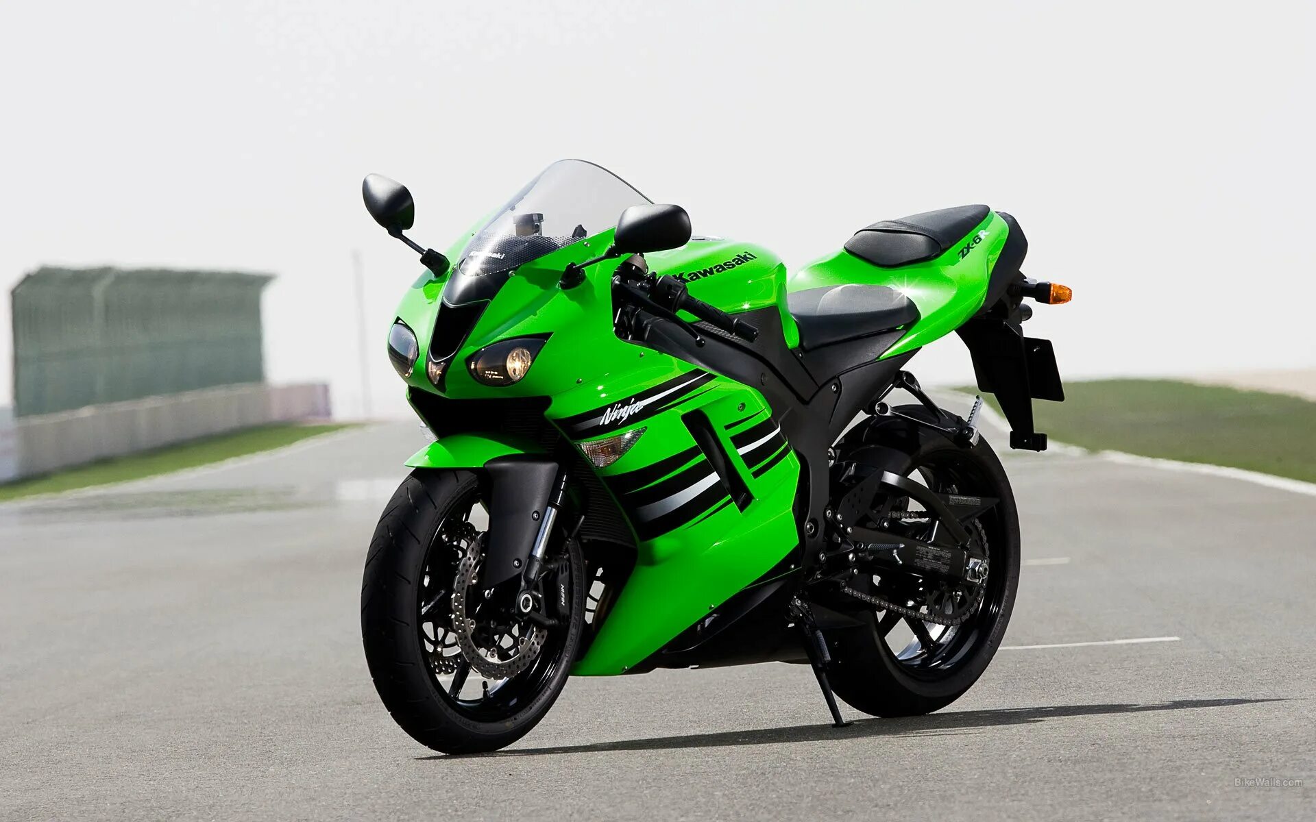 Kawasaki ninja 600. Мотоцикл kawasaki ninja 1000. Байк кавасаки ниндзя. Кавасаки картинки. Kawasaki zx-6 ninja.