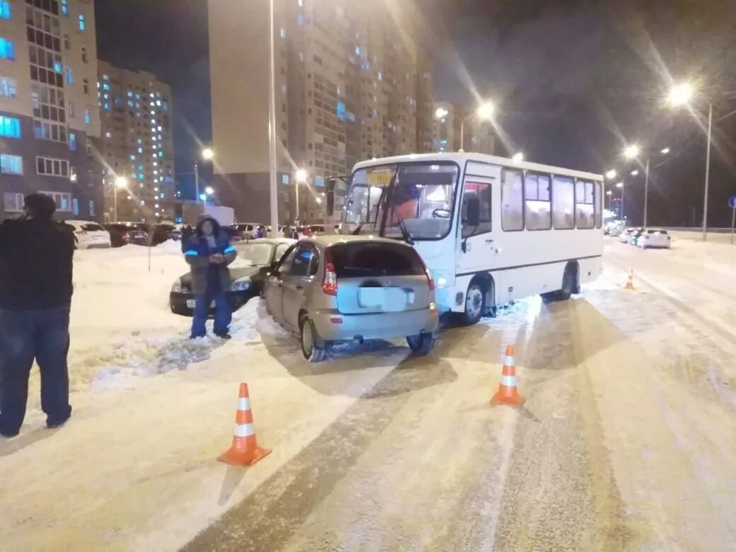 Новости уфы сегодня самые свежие происшествия. Автобус ДТП ВФА.