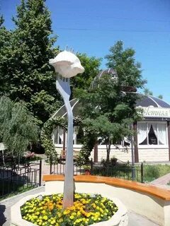 Памятник пельменю