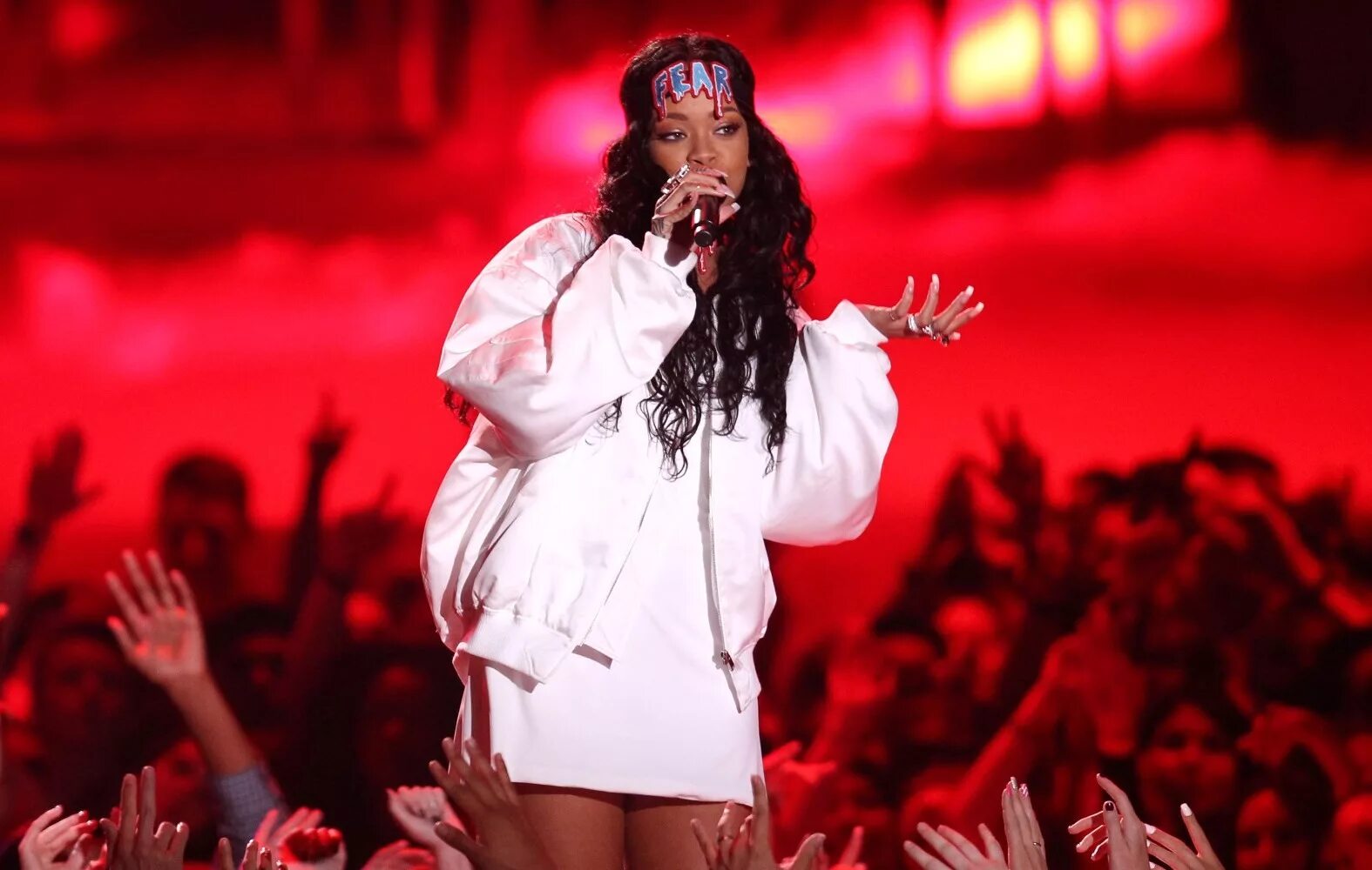 Выступление рианны. Выступление рианны. Рианна 2020. Рианна 2014 концерт. Выступление рианны.