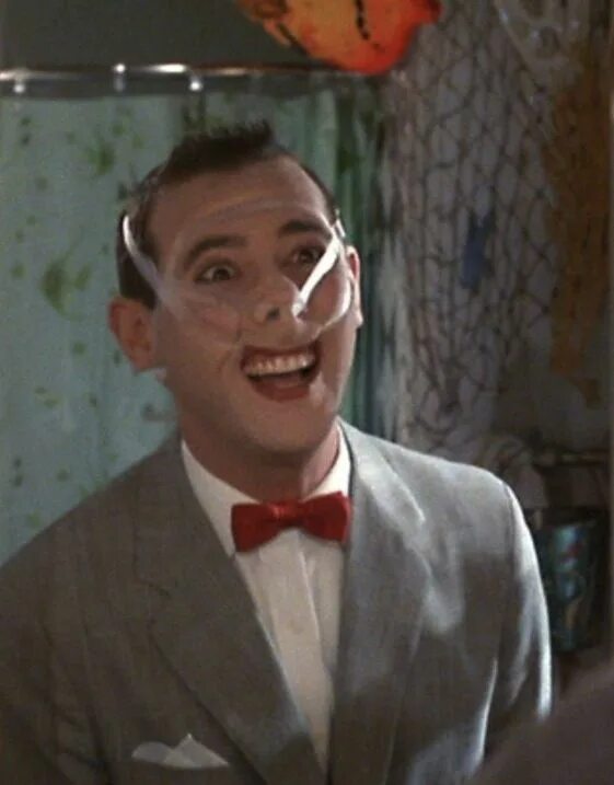 Приключение пи ви. Пи ви тим бертон. &#039;pee-wee&#039;s big adventure тим бертон. пи ви херман. большое приключение пи-ви фильм 1985.