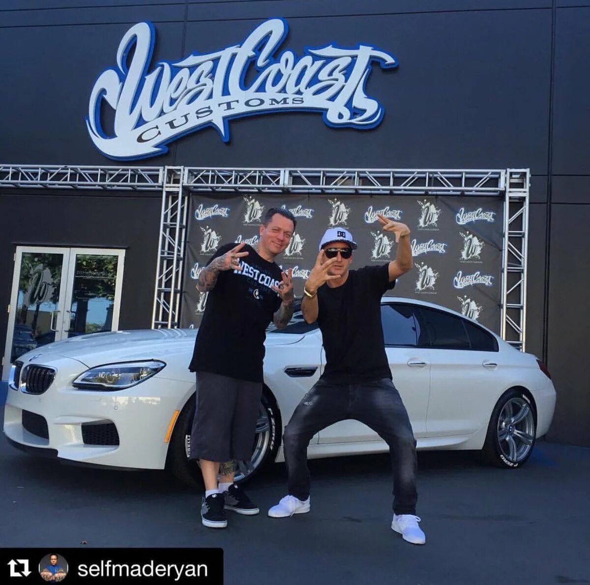 Циндао вест кост. Мастерская West Coast Customs. West Coast Customs машины. Машины из Вест Кост кастомс.