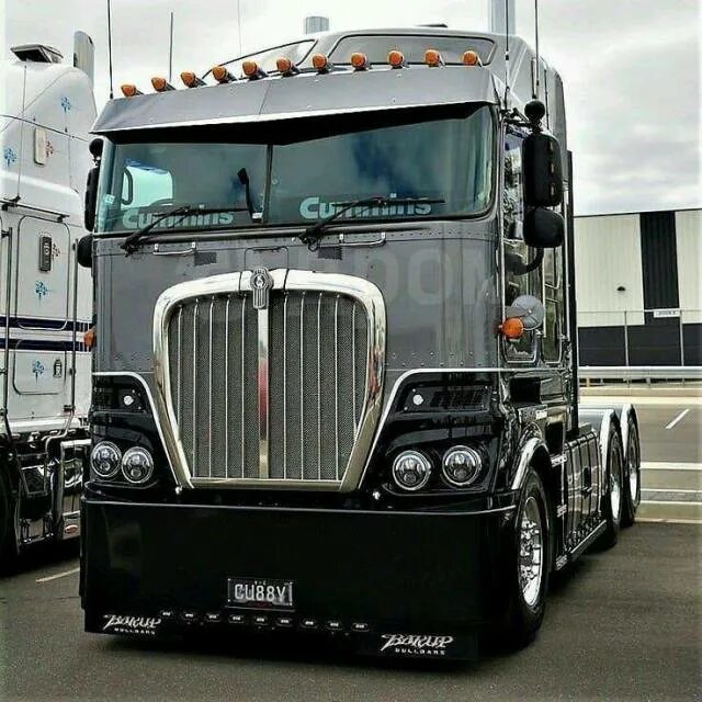 Грузовик кенворт w900. Американские тягачи петербилт. Iveco powerstar 7800. Тягач kenworth k200 кастом. Ивеко стратор капотный тягач.
