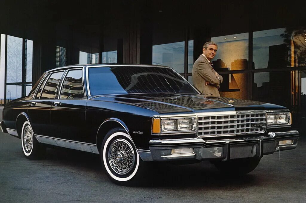Chevrolet caprice 1980. Классика легендарные. Классика легендарные. Aston martin db5 джеймса бонда. Классика легендарные.