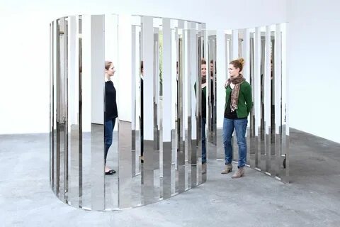 Зеркальные арт объекты