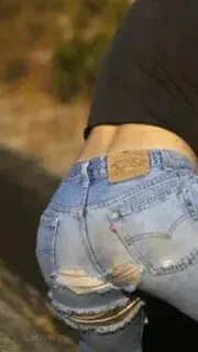Quinn hole in jeans реклама