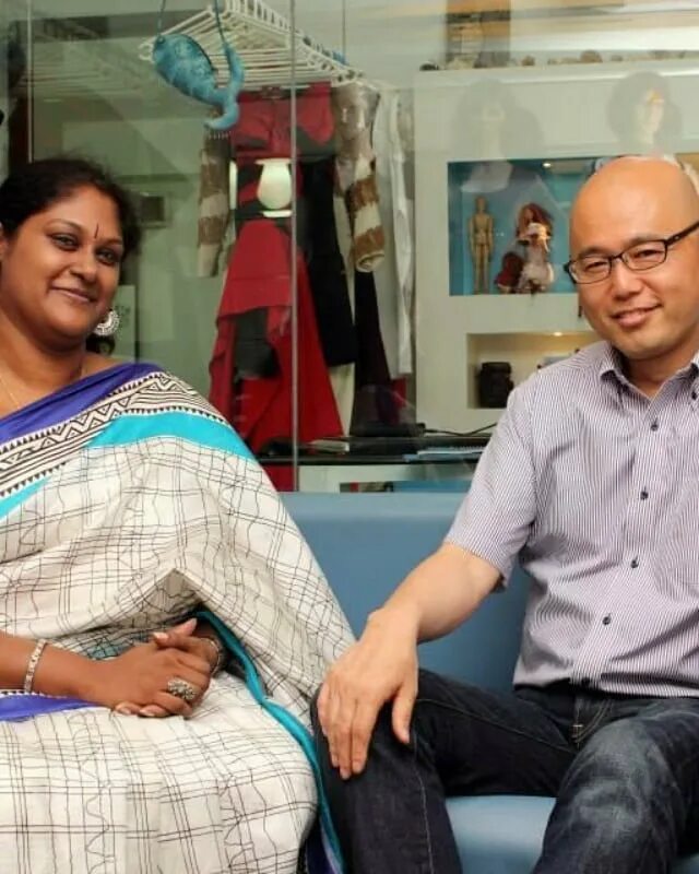 Девушка изнасили в спальне. Pakistani school mms. Новый балезень из индии. Новый год в индии закат. Однажды в индии 2001.