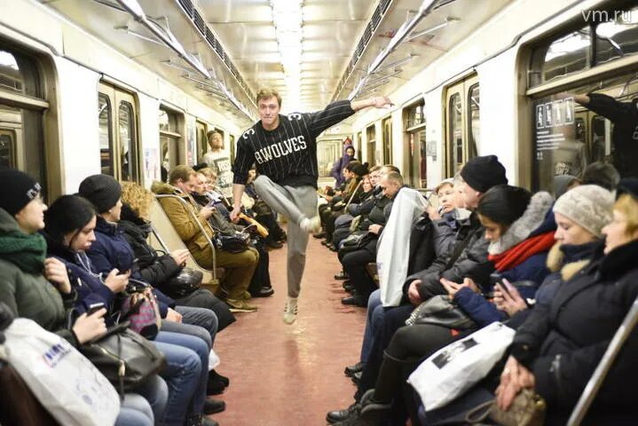 Приснилось метро