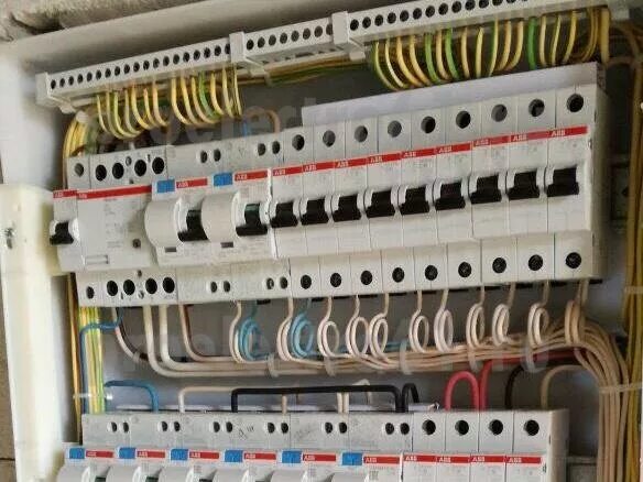 Монтаж и наладка электрооборудования. Дон электромонтаж. Дон электромонтаж. Монтажник монтажник слаботочных систем. Электрик.