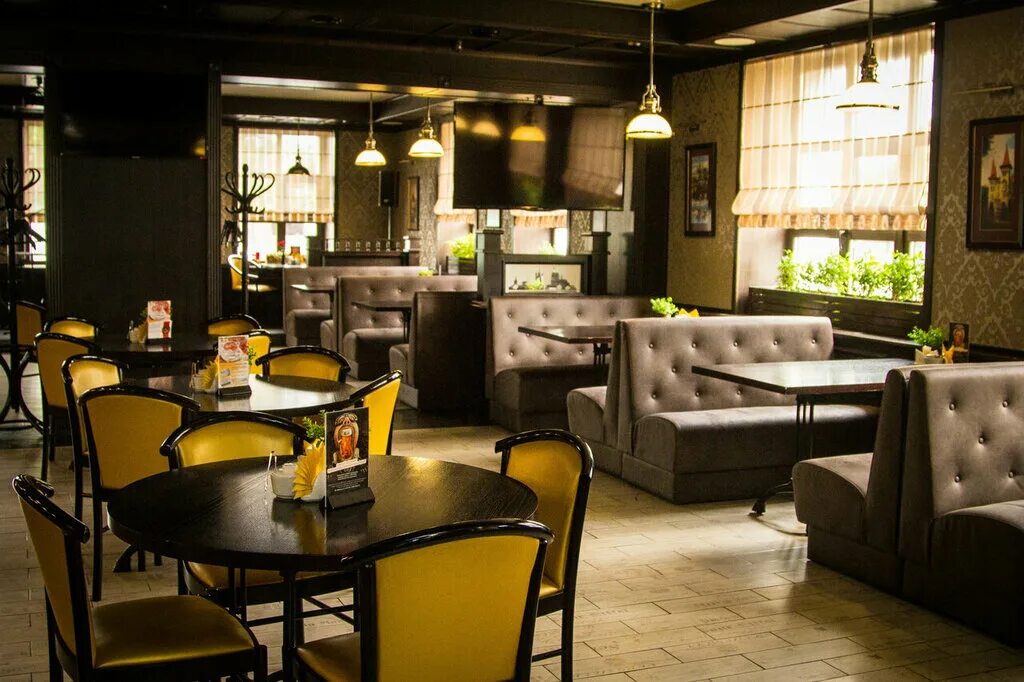 Суворов, тверь, набережная реки тьмаки. Ресторан на тверской. Рестораны твери работающие. Bar bq тверь. Тверь кафе гриль костер.