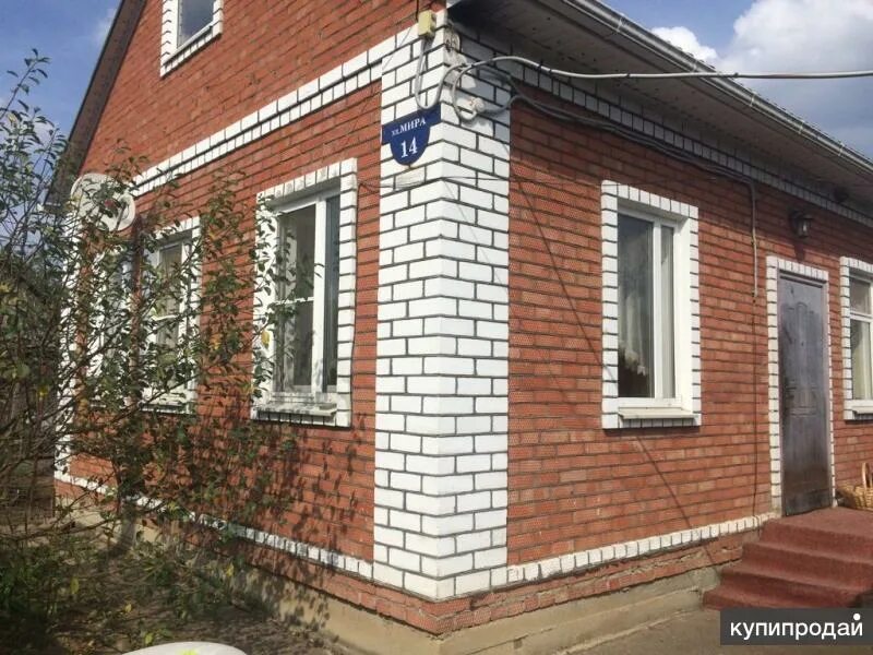 Авито горячий ключ краснодарский край. Коттеджи горячий ключ Краснодарский край. Дом горячий ключ Краснодарский. Станица Суздальская Краснодарского края. Поселок Первомайский горячий ключ.