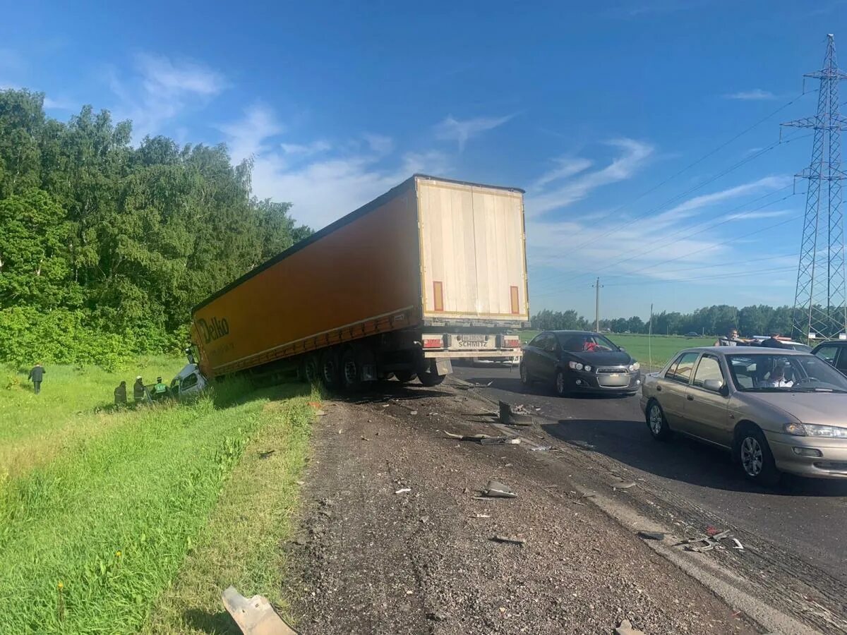 Дтп в скопинском районе 4 ноября 2022. Дтп скопинский район м6 каспий. Дтп р 22 каспий. Дтп р 22 каспий. Р-22 каспий.