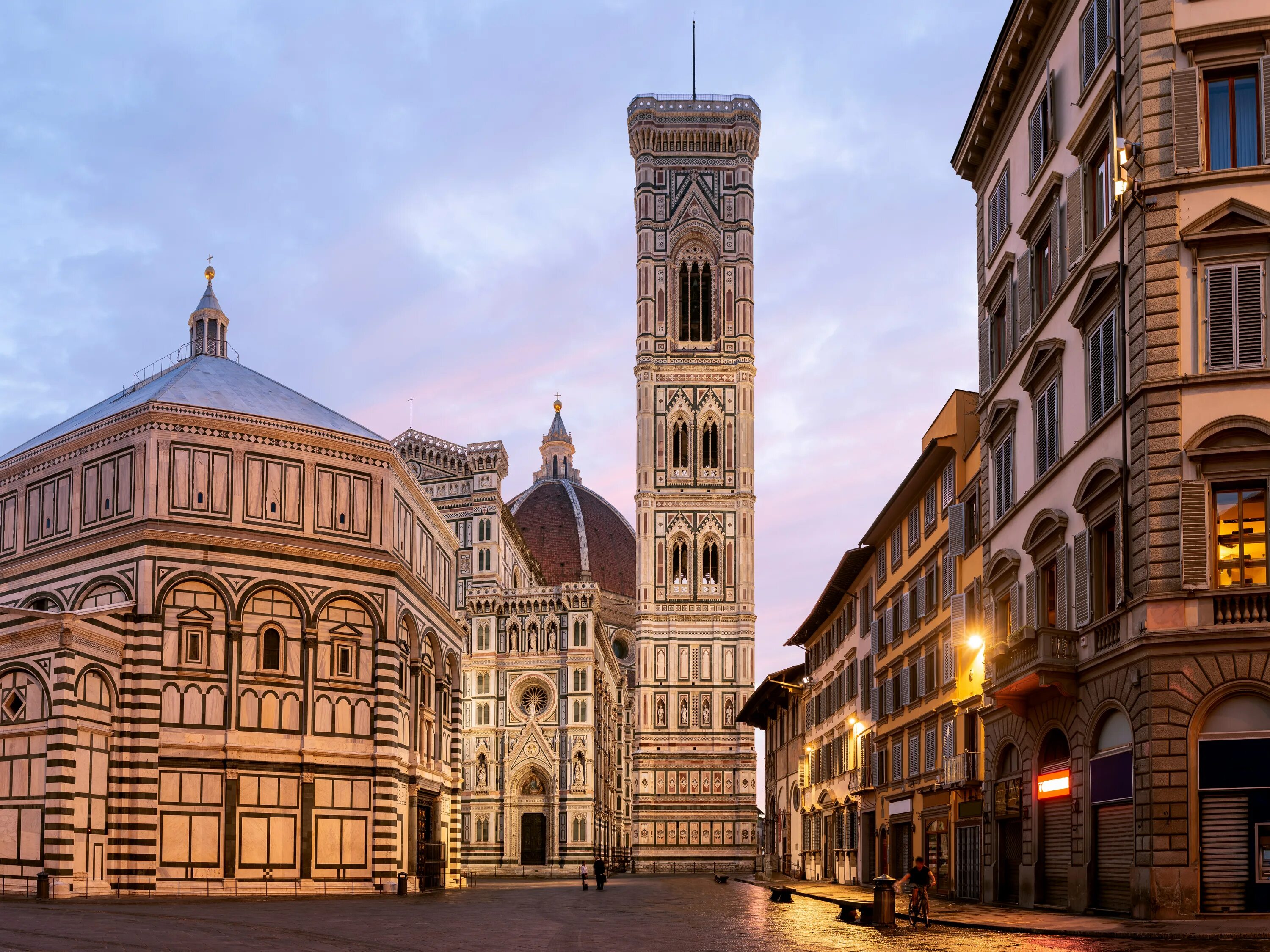 Площадь биг бена. Famous squares. Великобритания трафальгарская площадь. Центральная площадь амстердама. Рим италия флоренция стендаль.