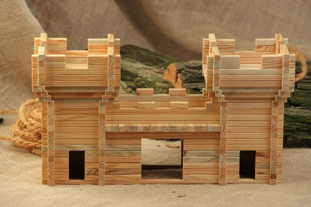 More Minis @ Blogspot: Spotlight - Greenleaf Dollhouses Doll house, Miniature ho