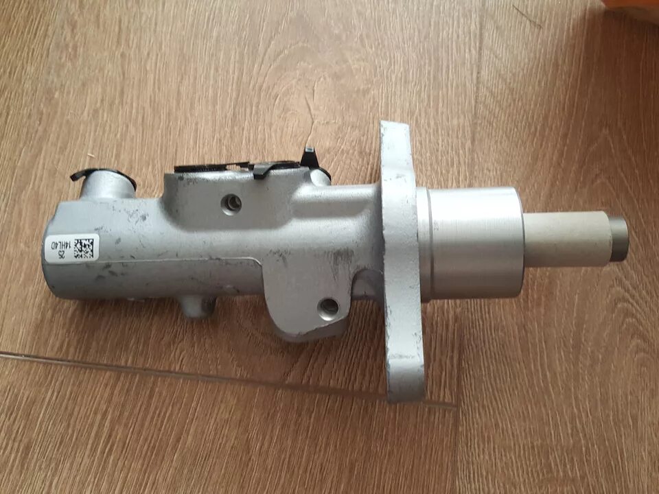 Гтц ауди. Цилиндр тормозной lpr 4556. 3 aar. Тормозной цилиндр ауди 80. Гтц тигуан 2.