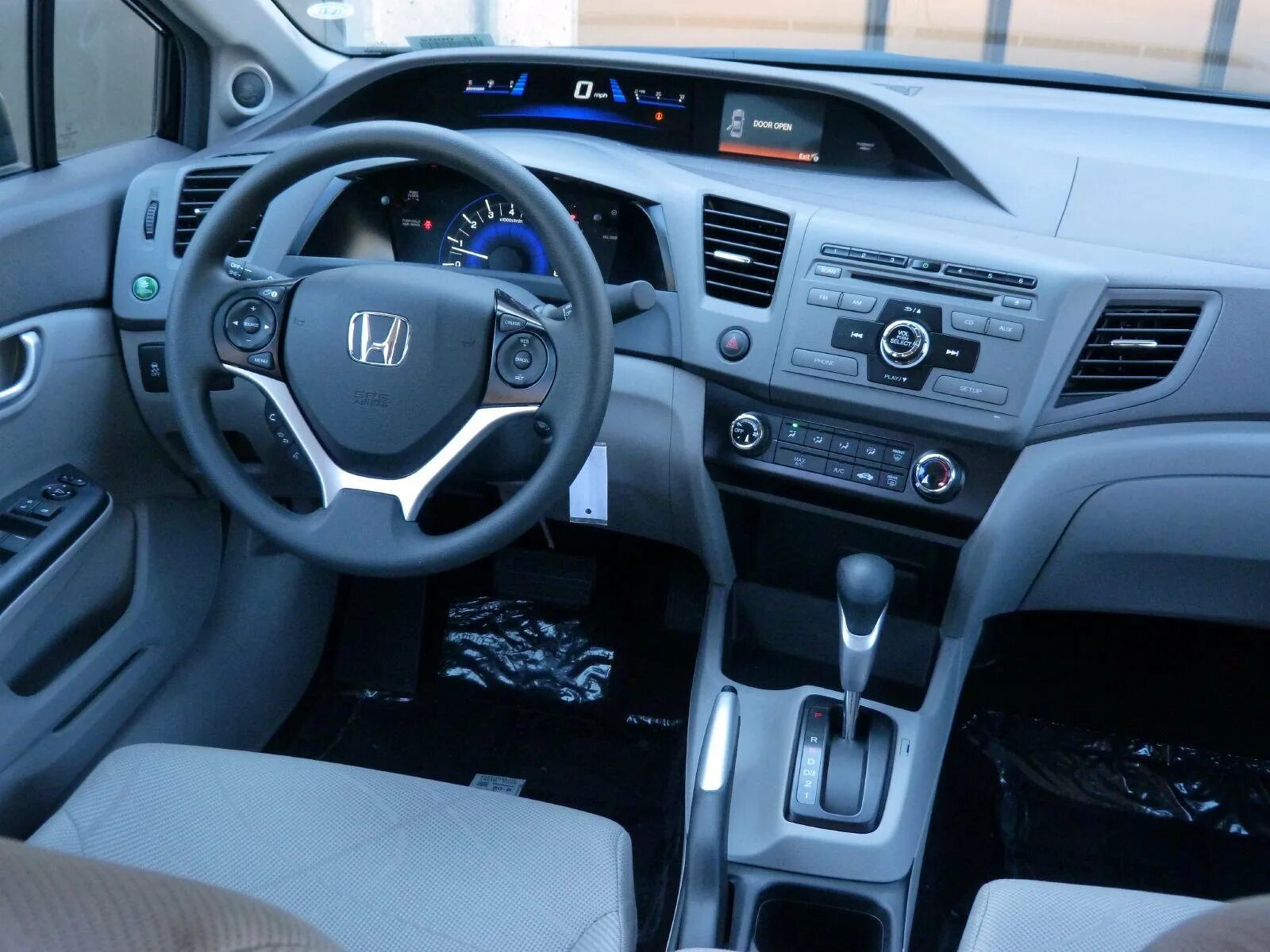 Honda Civic 2012 салон. Honda Civic 2012 седан салон. Honda Civic 2008 панель. Хонда Цивик 4д 2012. Honda v панель