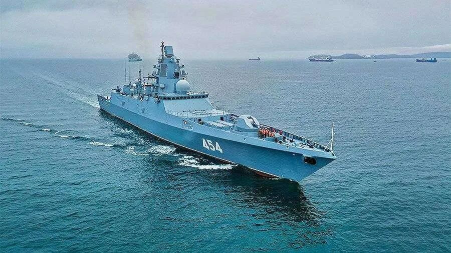 Фрегат "Адмирал флота Советского Союза Горшков" :: Валерий Новиков - Социальная 