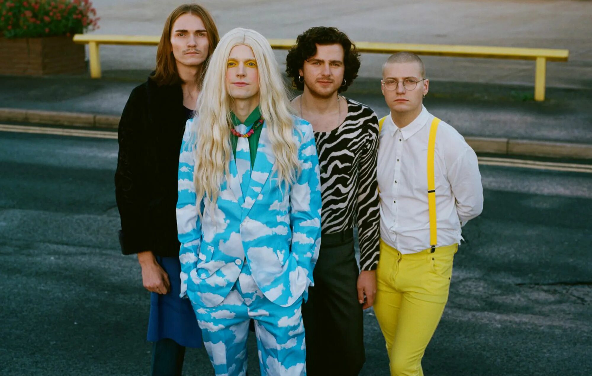 Sundara closed. Sundara Karma. Sundara Karma Band. Оскар Поллок Sundara. Sundara Karma 2021.