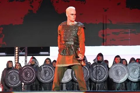 Шаман в роли князя владимира