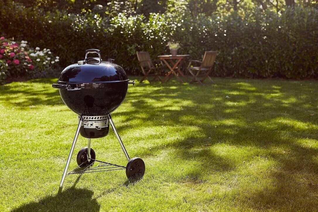 Weber master. Грили Weber Master Touch GBS E-5750. Гриль Weber 5750. Гриль Weber Master-Touch GBS E-5750, угольный, черный. Угольный гриль Weber Master-Touch GBS E-5750, 72x65x107 см.