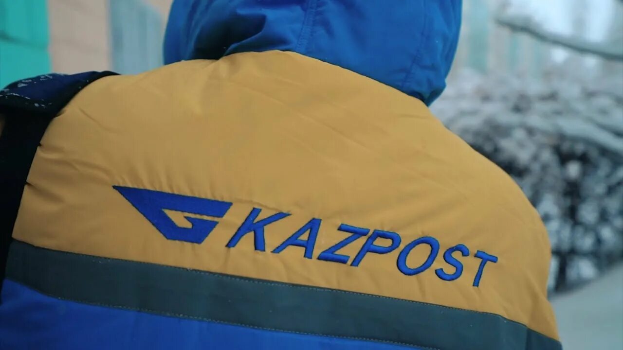 Казпочта туркестан. Казпочта. почтовый ящик казпочта. логотип казпост. казахский почтальон.