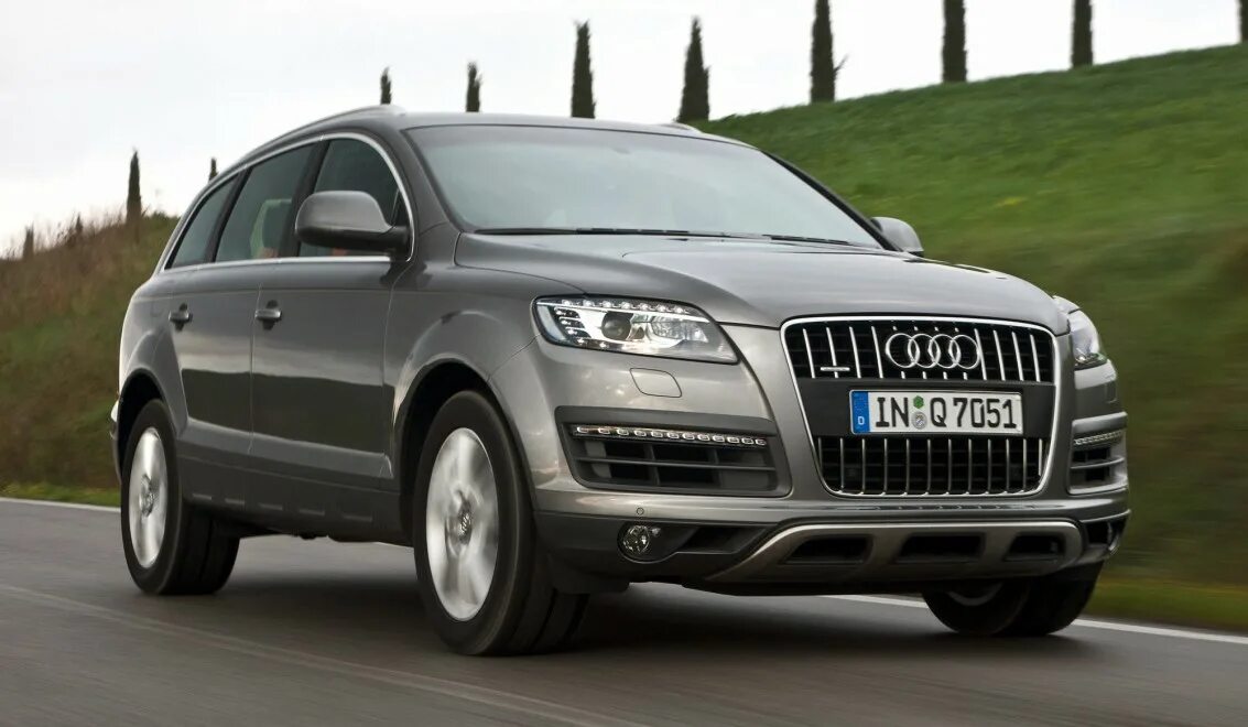 Ауди ку7 дизель 3. Audi q7 2009. Ауди ку 7 2009. Audi q7 2008. Audi q7 4l 2005-2015.