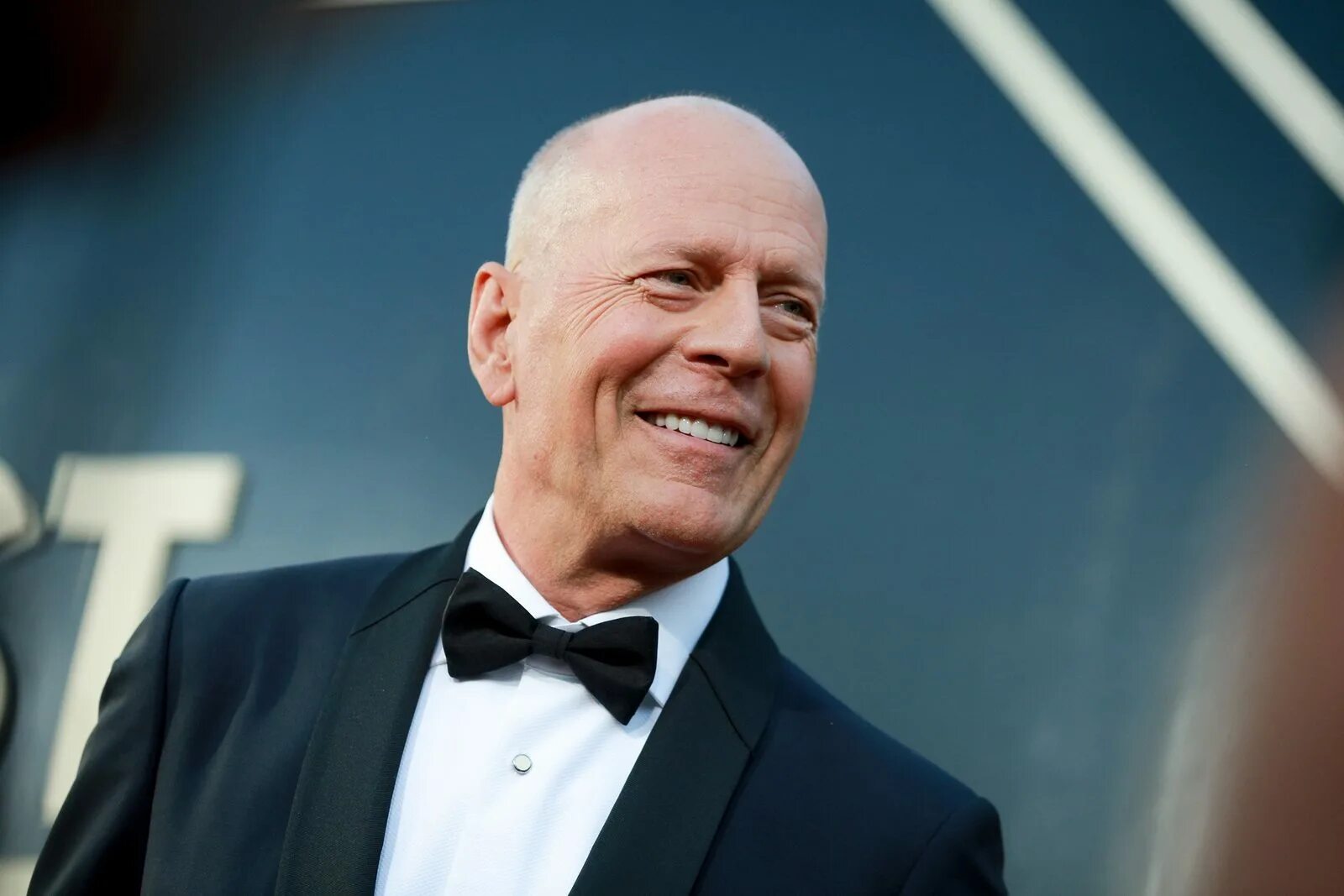 Как выглядит брюс. Брюс. Bruce Willis. Брюс Уиллис 2022. Брюс Уиллис сейчас 2020.