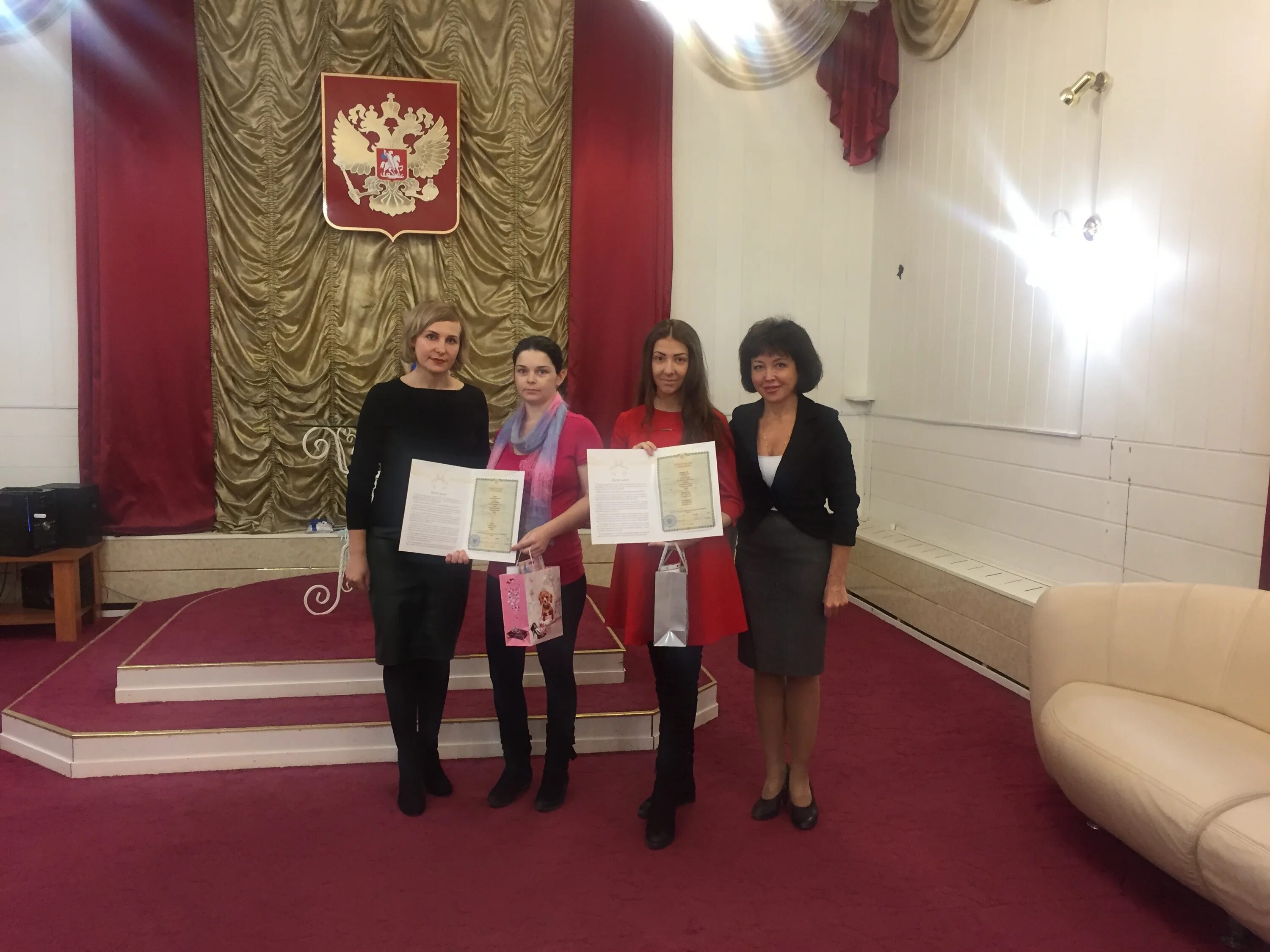 Баранова загс бердск. Загс города бердска. Загс города бердска. Бердск загс фото. Горького 6 бердск.