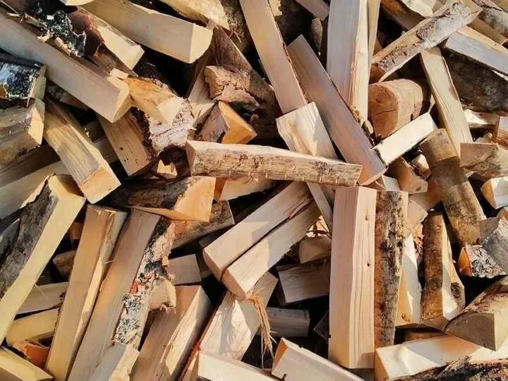 Березовые дрова. Дрова береза. Дрова берёзовые колотые. Сухие березовые дрова.