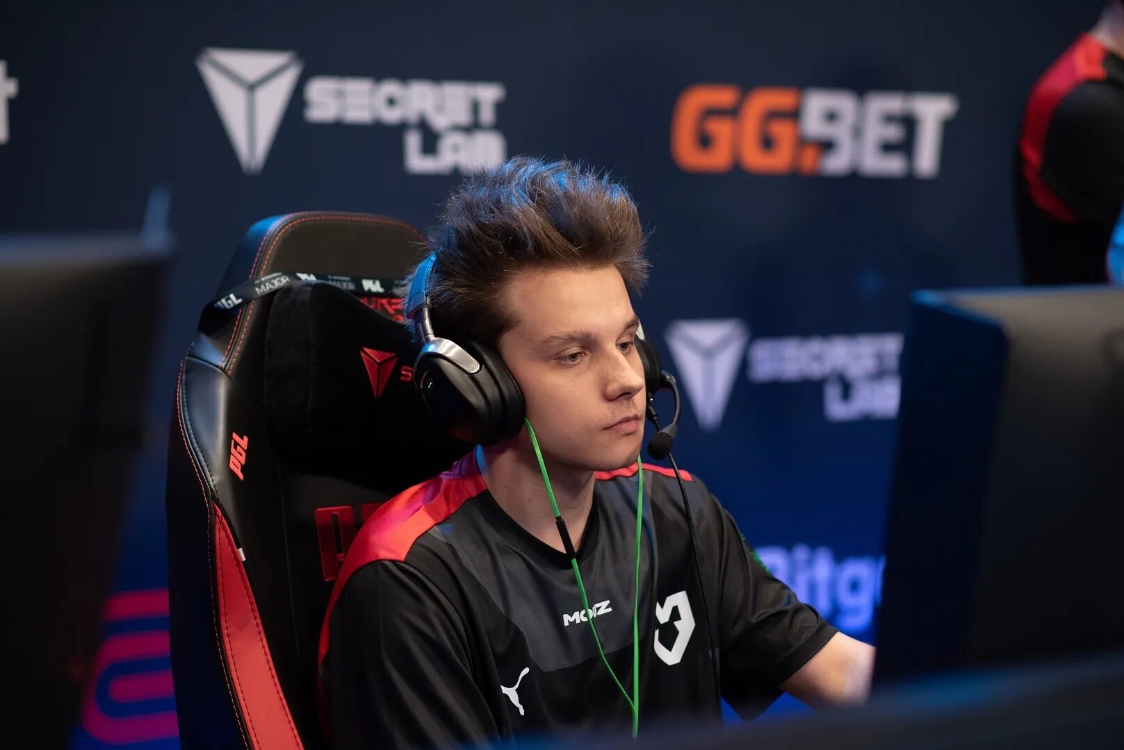 Liquipedia pgl dota 2. Niko mouz. Игрок mouz CS go. Фрозен КИБЕРСПОРТСМЕН КС го. S1mple в mouz.