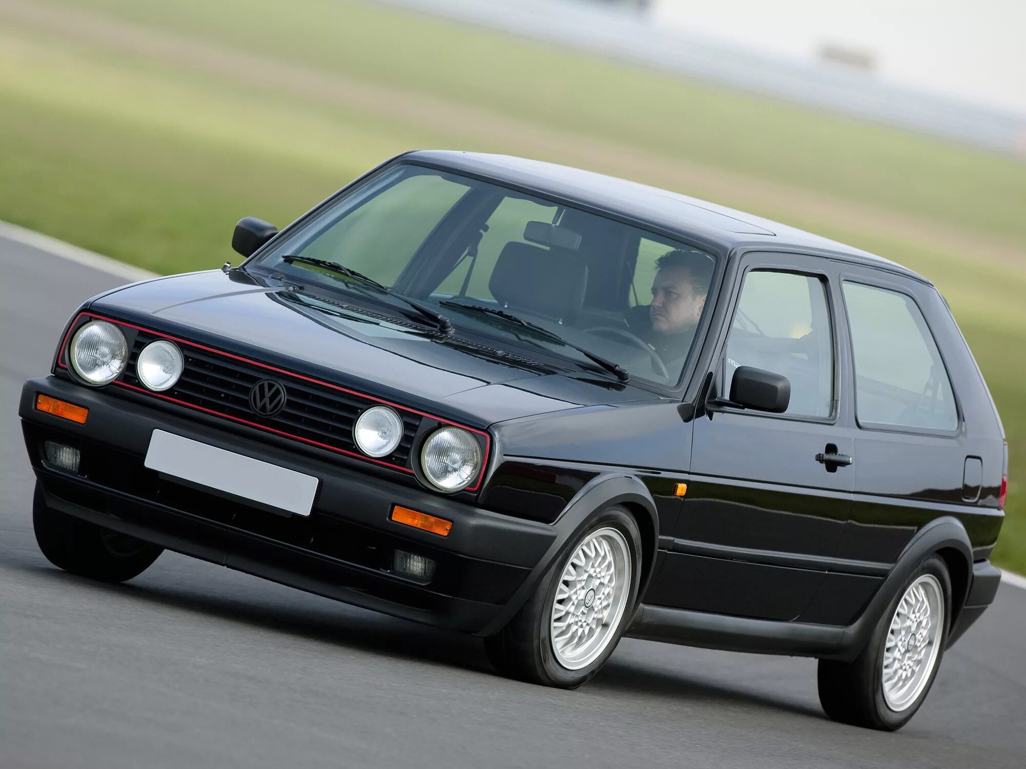 Фольксваген гольф виды. Фольксваген Golf 2. Volkswagen Golf GTI mk2. Volkswagen Golf GTI 2 поколения. VW Golf mk2 1989.