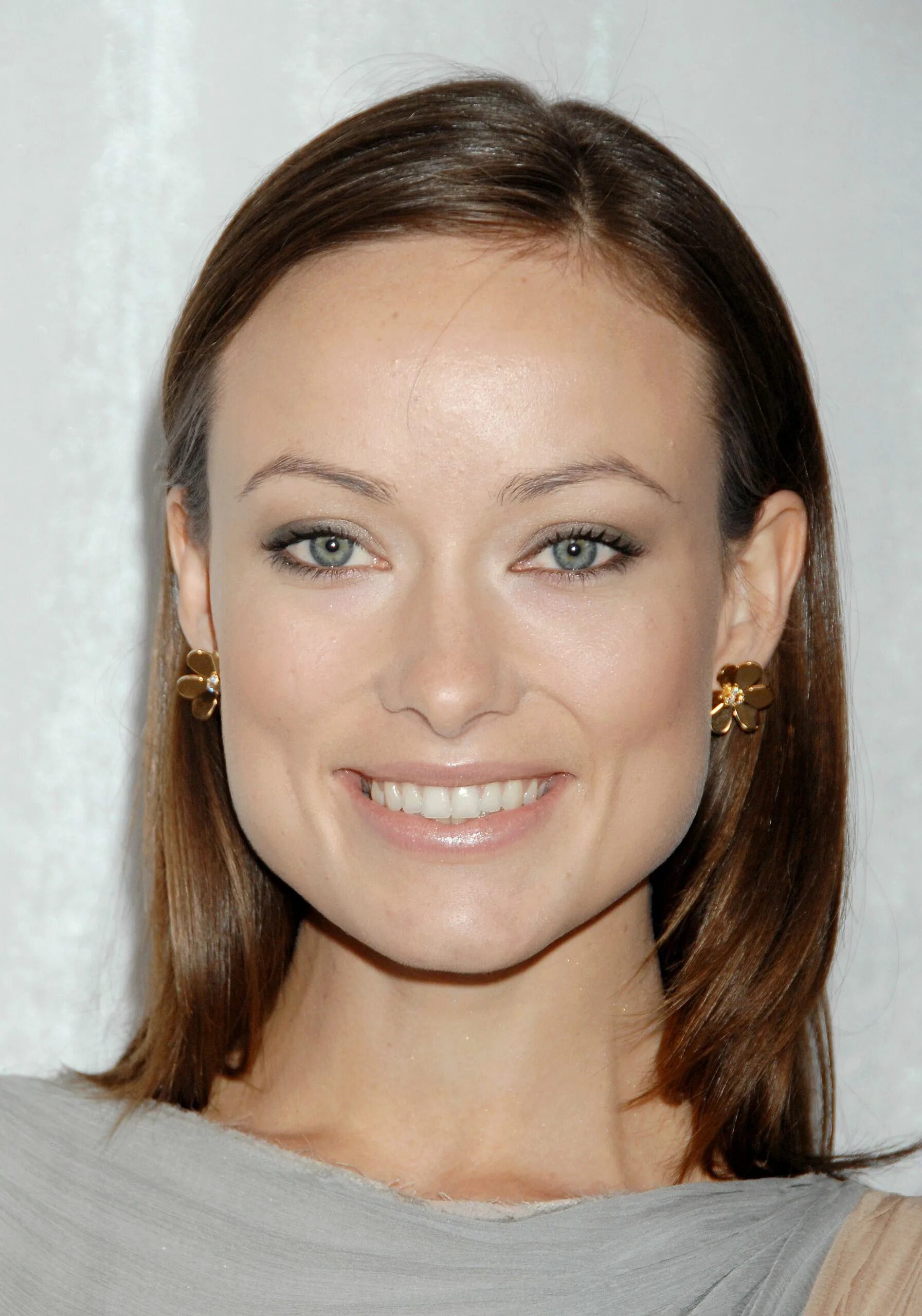 Цветотип контрастное. Оливия Уайлд. Оливия Уайлд Olivia Wilde. Оливия Уайлд цвет глаз. Оливия Уайлд цветотип.