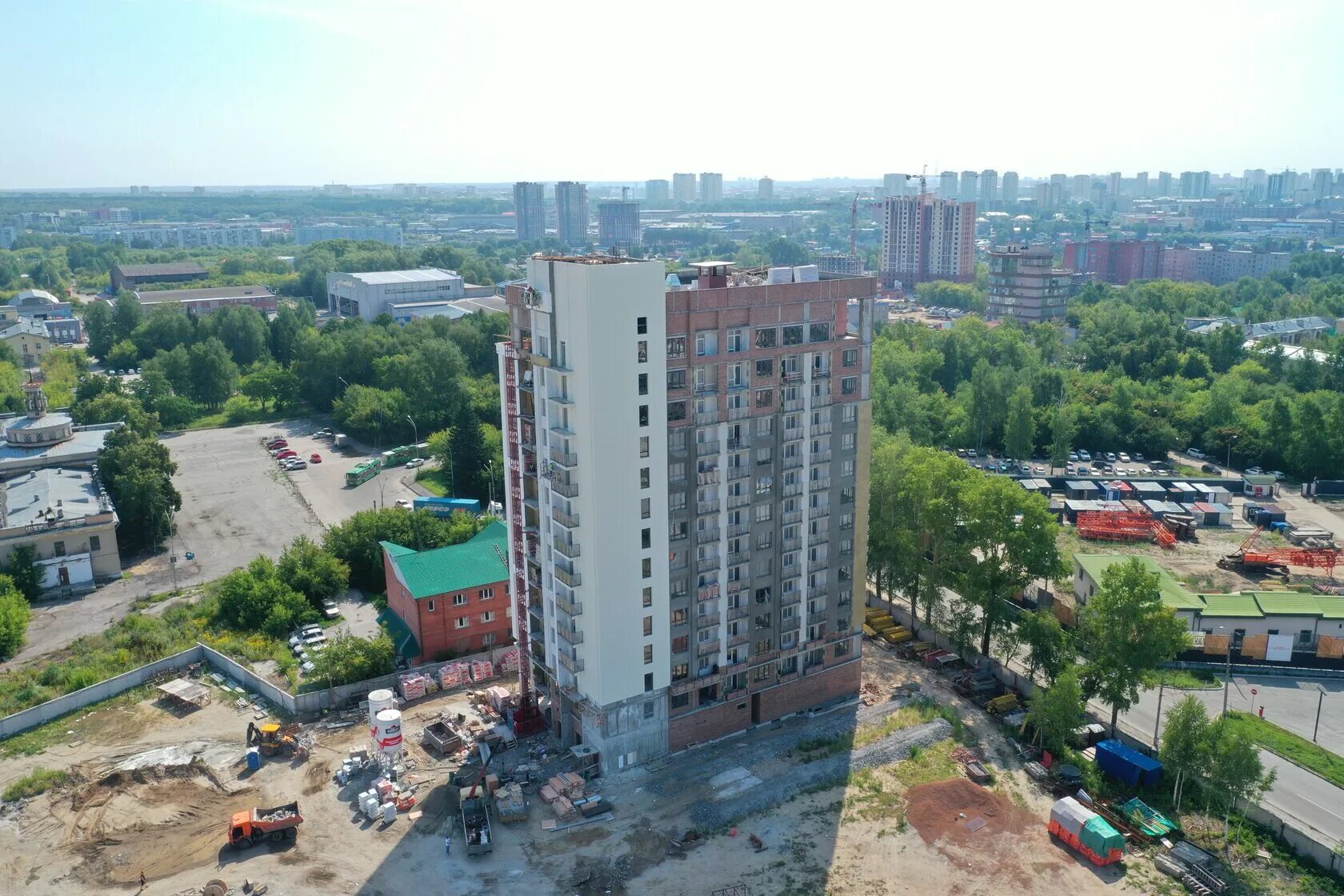 Жк северный новосибирск. Легендарный Северный ЖК Новосибирск. ЖК Покровский Новосибирск. Жилой комплекс. ЖК Покровский Барнаул.