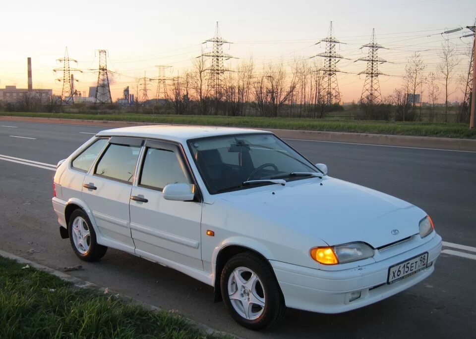 Ваз 2114 белая. ВАЗ 2114 белое облако. Lada 2114 белая. ВАЗ 2114 белая новая. ВАЗ 2114 супер авто белое облако.