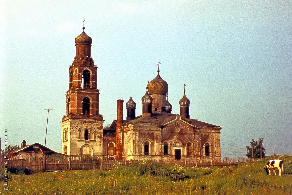 церковь покрова пресвятой богородицы (с. карпово ). карпово ). храм карпово раменского. храм в мочилах московской области.