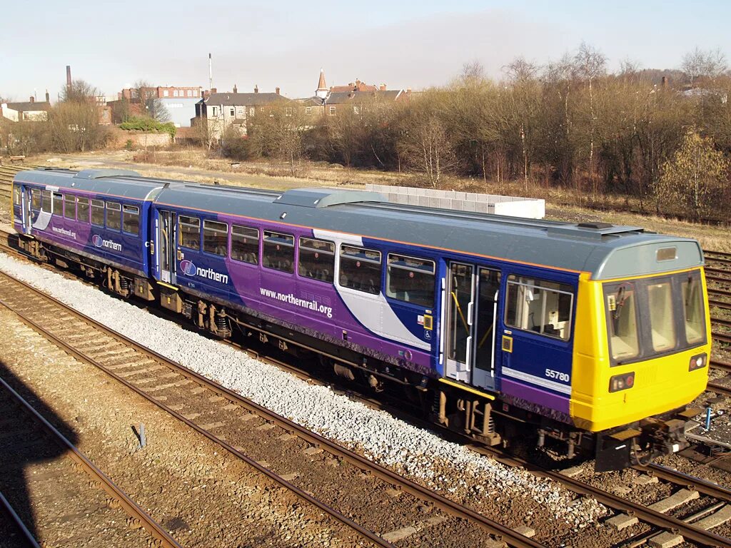 Class 142. Class 142 Merseyrail. Британские железные дороги. Поезд на английском.