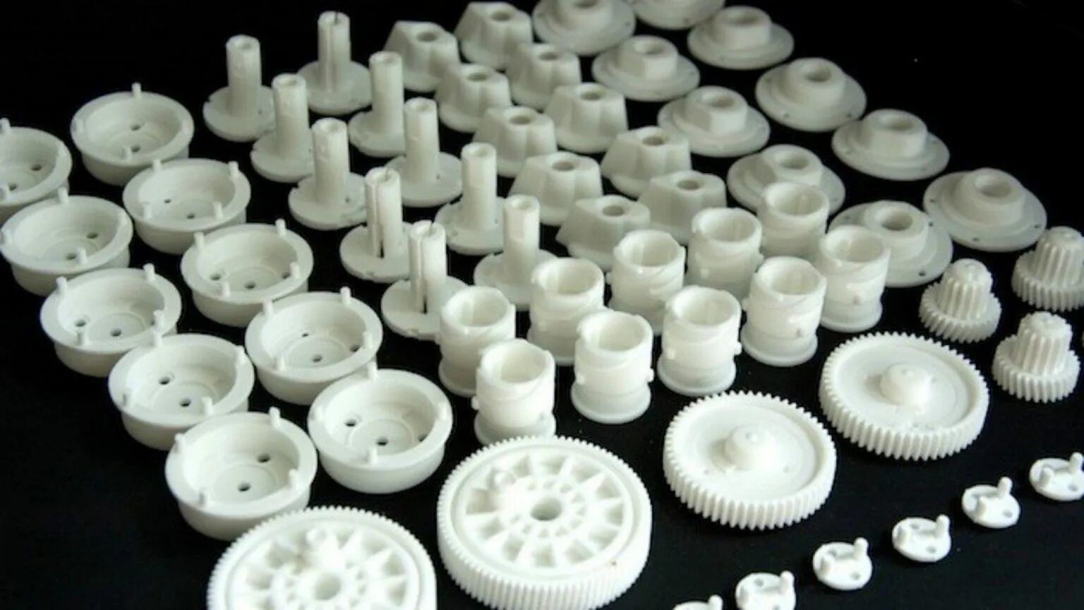 Быстрое прототипирование sla. Прототипирование из пластмассы. Прототипирование из пластмассы. Q-pom материал. 3d принтер fdm 200x200x200.