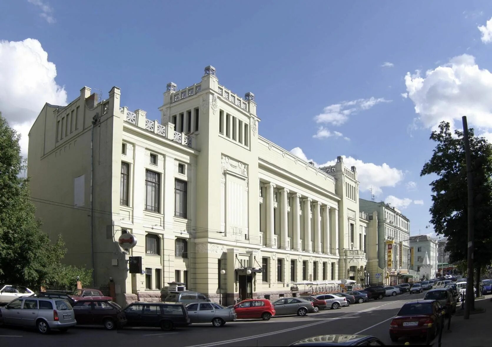 Московский театр имени Ленинского Комсомола. Театр Ленком Москва. Театр государственный театр Ленком марка Захарова. Московского театра «Ленком марка Захарова». Ленком каталог