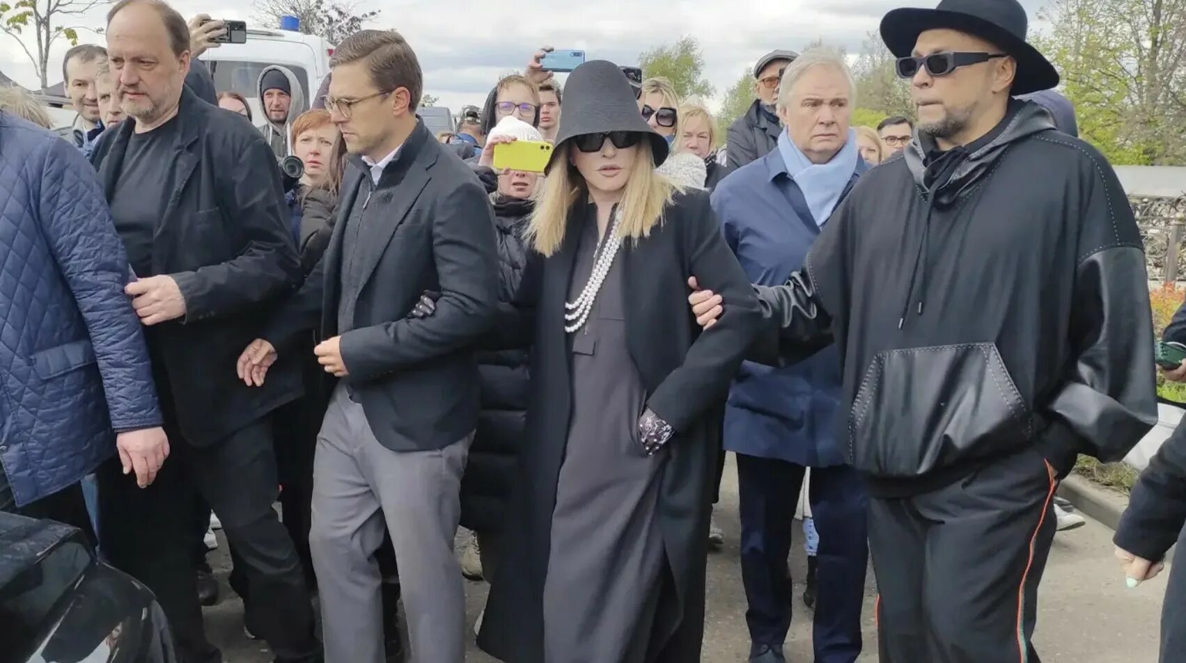 Пугачева простилась. Пугачева простилась