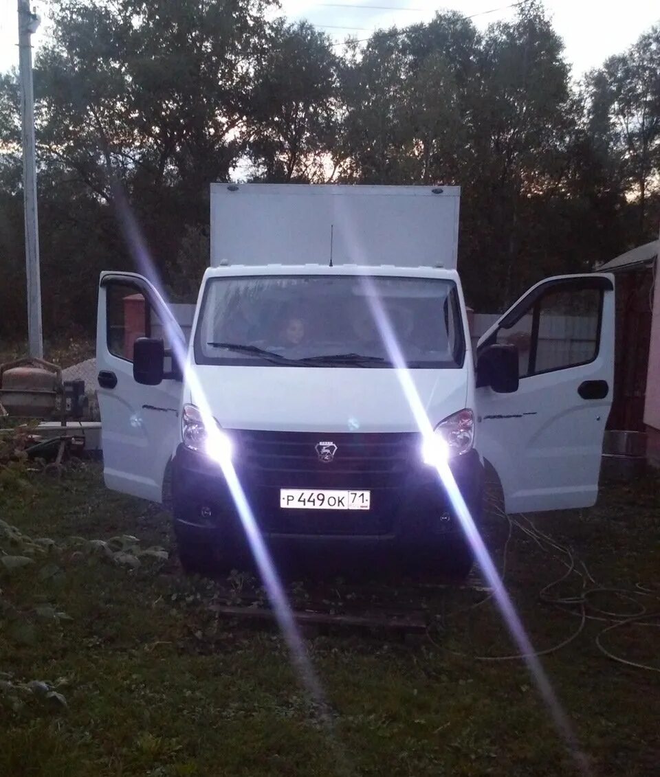 Лампа противотуманки газель некст. Лед лампы в газель. Лампа дневного ходового огня газель некст. Лампы газель бизнес ближний свет цоколь н4. Led лампы на газель 3302.