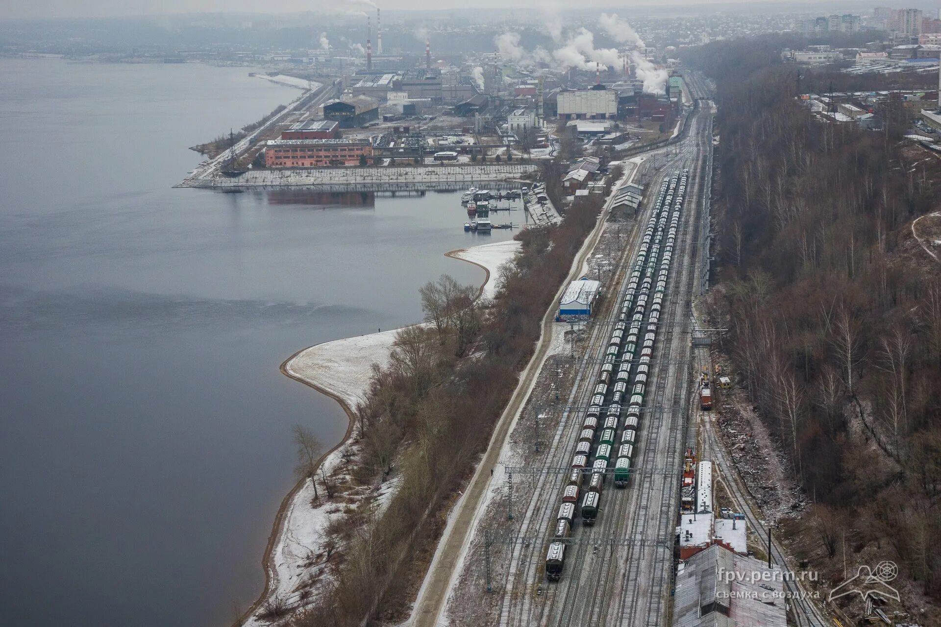 Мотовилиха пермь 1. Станция Пермь 1. Пермь 1 набережная. Городские горки Пермь.