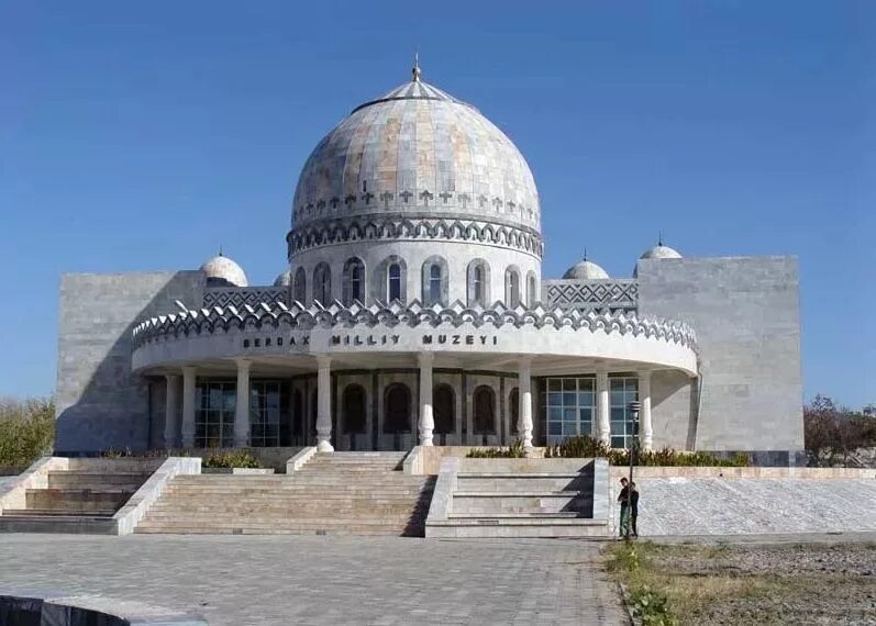 Город Нукус Каракалпакстан. Нукус город в Узбекистане. Центральная мечеть Нукус Каракалпакия. Каракалпакстан Узбекистан достопримечательности. Карапалкастан