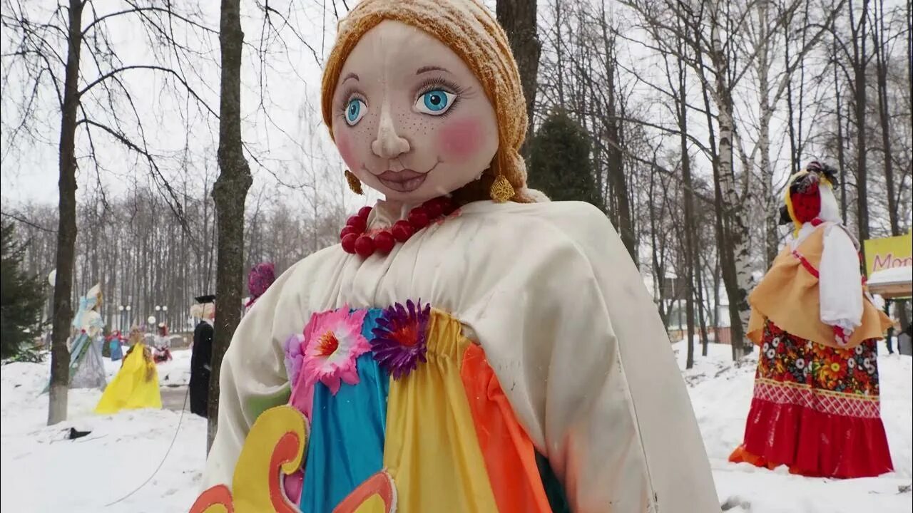 Выставка масленичных кукол Ярославль. Масленичные куклы в Ярославле. Кукла Масленица. Выставка масленичных кукол