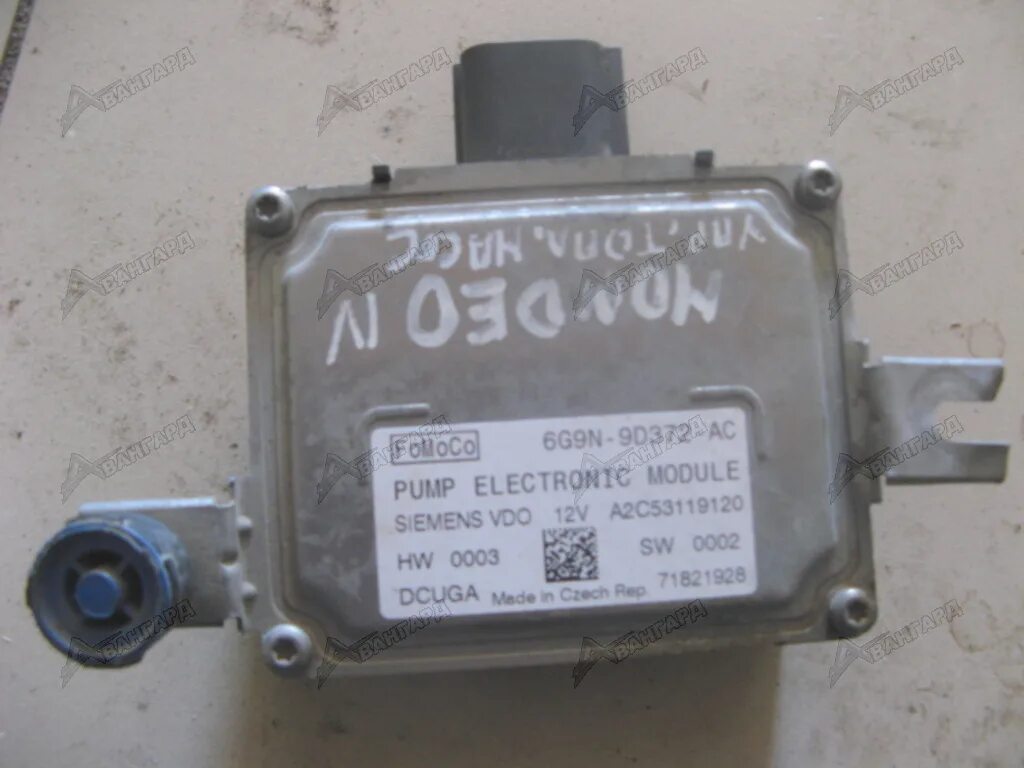 Модуль управления бензонасосом форд эскейп 2. Блок управления насосом форд. Блок управления насосом форд. 0 2005 года. Модуль управления топливным насосом форд маверик.