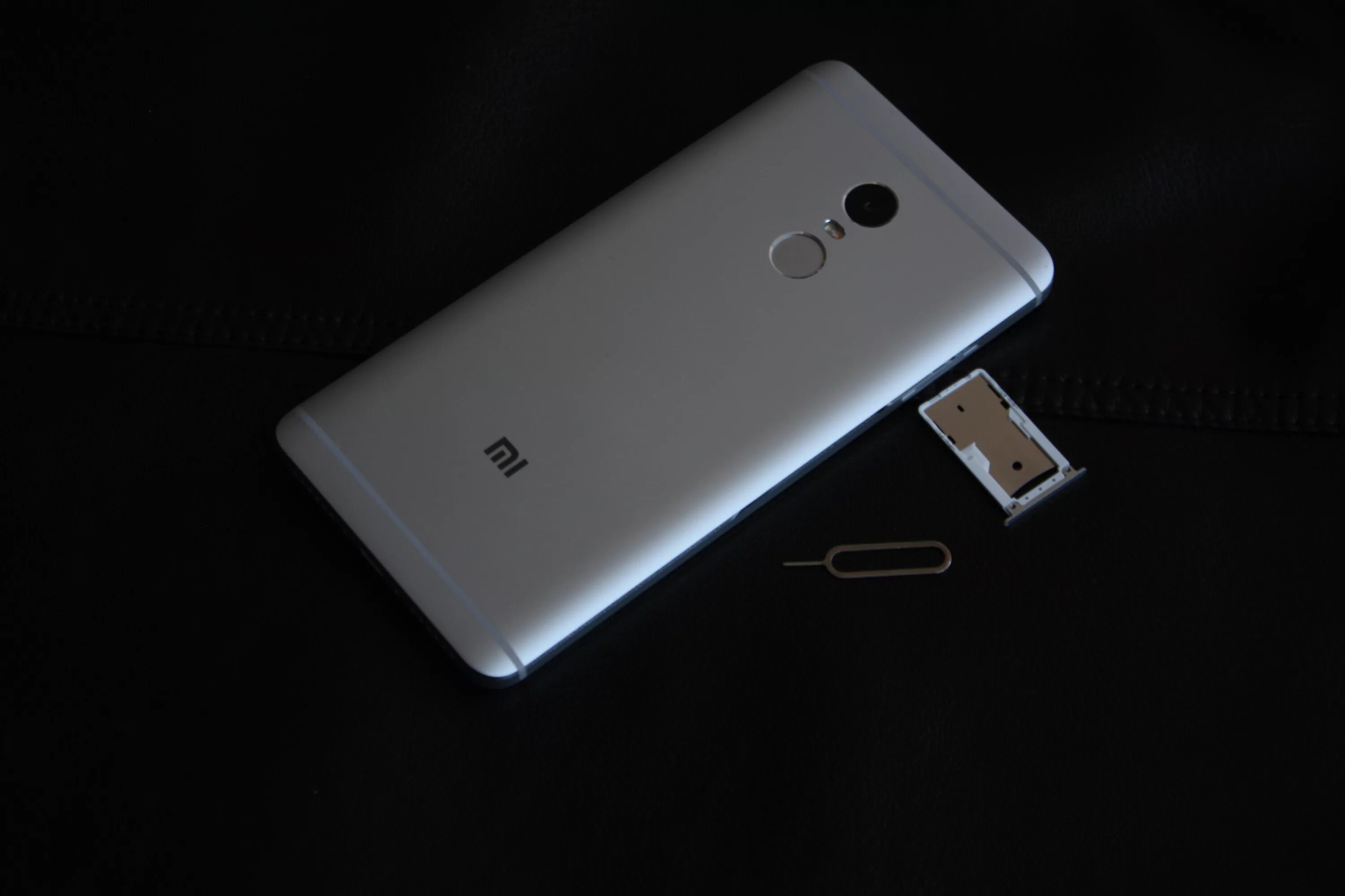 Redmi note 4 4g. Xiaomi Redmi Note 4 корпус. Redmi Note 4 слот для карты памяти. Xiaomi Redmi Pro металлический корпус. Xiaomi Note 4x корпус.