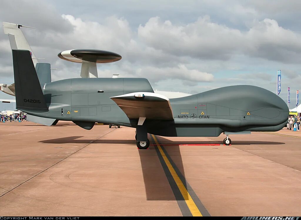 Глобал хок. Самолет Northrop Grumman RQ-4b Global Hawk. Northrop RQ-4b Global Hawk. Нортроп Грумман RQ-4b Глобал Хоук. Forte 10 Northrop Grumman RQ-4b Global Hawk.